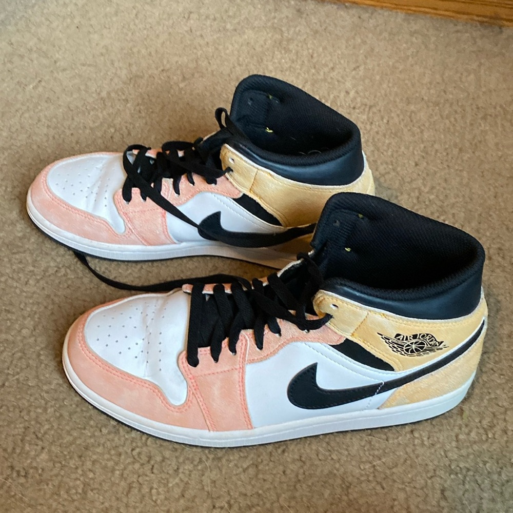 Nike Jordan retro 1 size 8